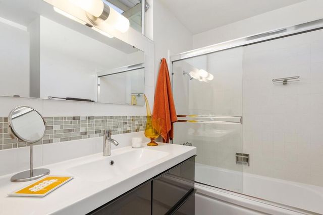 282 N Orchid Tree Lane, Palm Springs, CA 92262