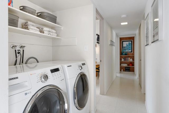 282 N Orchid Tree Lane, Palm Springs, CA 92262