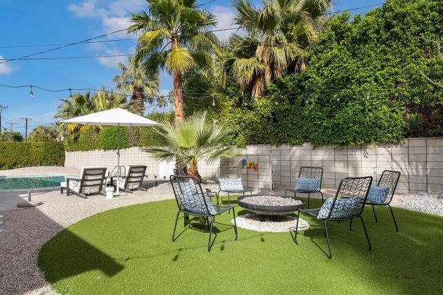 282 N Orchid Tree Lane, Palm Springs, CA 92262