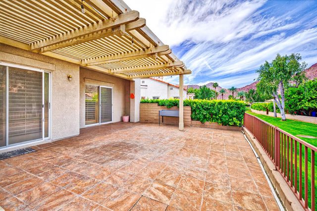 48131 Via Hermosa, La Quinta, CA 92253