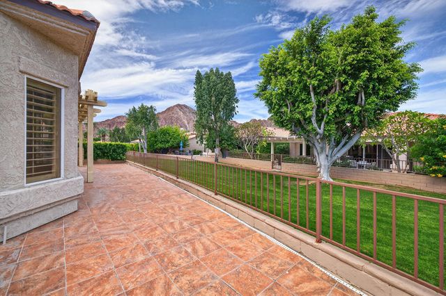 48131 Via Hermosa, La Quinta, CA 92253