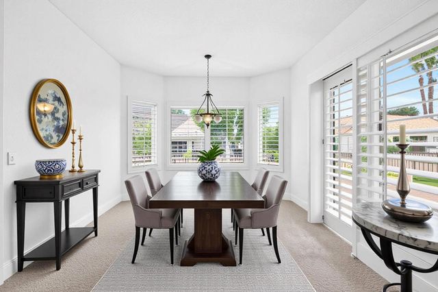 48131 Via Hermosa, La Quinta, CA 92253