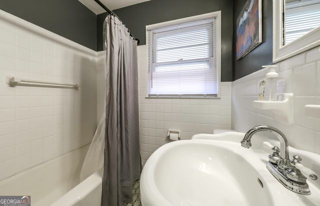 209 Hill Drive, Carrollton, GA 30117