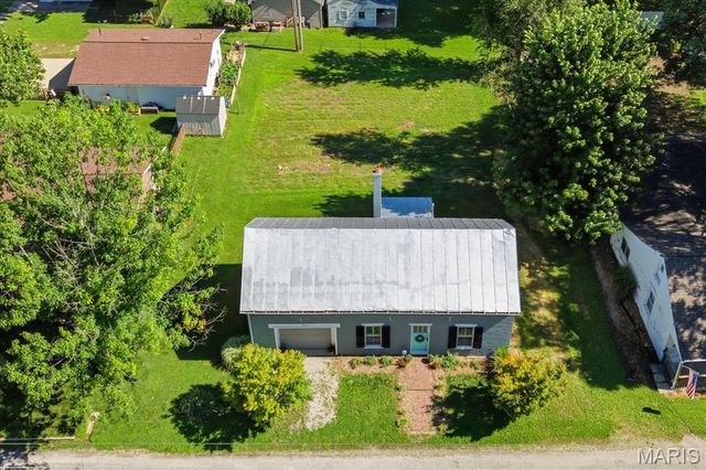509 W Elm Street, Millstadt, IL 62260