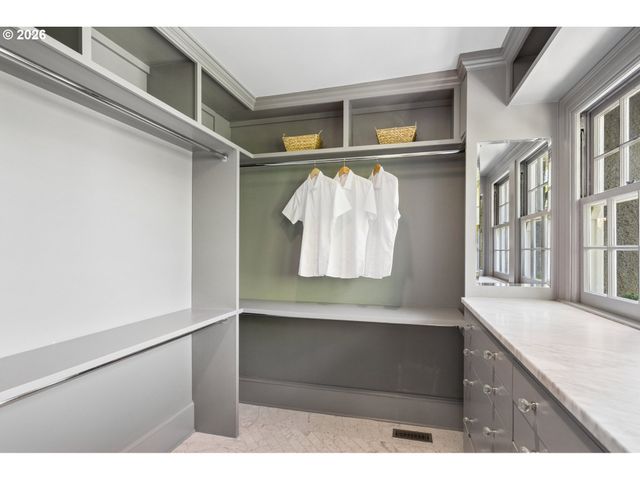 1808 Sw Laurel St, Portland, OR 97201