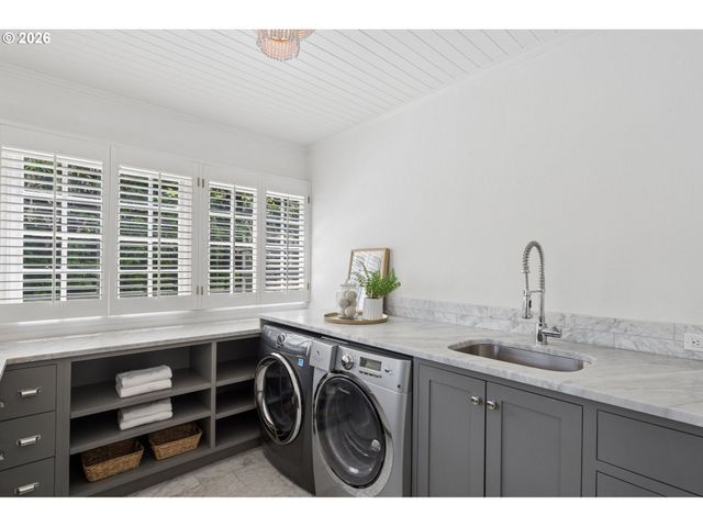 1808 Sw Laurel St, Portland, OR 97201