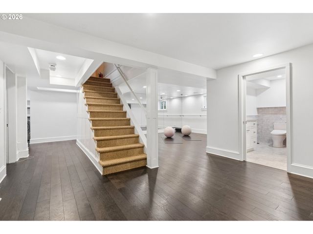 1808 Sw Laurel St, Portland, OR 97201