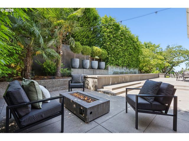 1808 Sw Laurel St, Portland, OR 97201