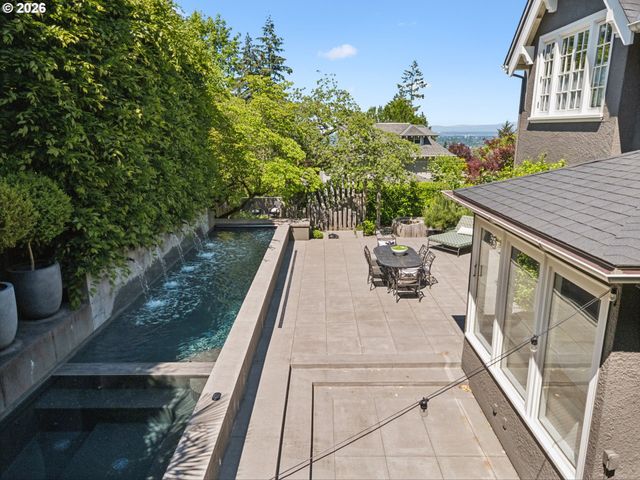 1808 Sw Laurel St, Portland, OR 97201