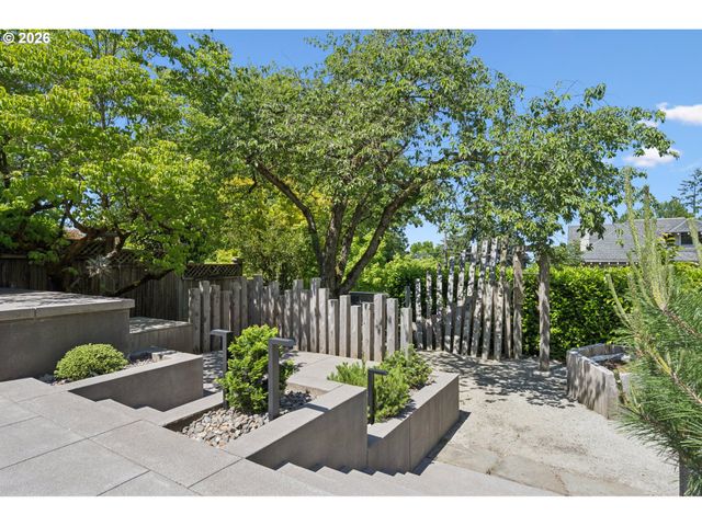 1808 Sw Laurel St, Portland, OR 97201