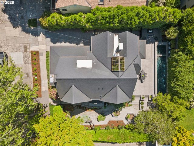 1808 Sw Laurel St, Portland, OR 97201