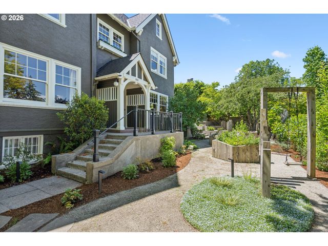 1808 Sw Laurel St, Portland, OR 97201