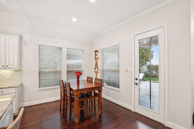 2333 Shallow Creek Lane, Friendswood, TX 77546