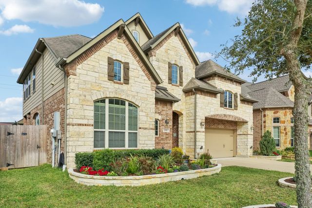 2333 Shallow Creek Lane, Friendswood, TX 77546