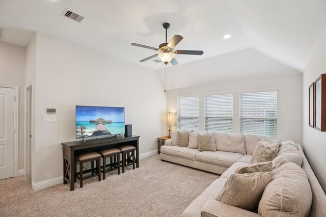 2333 Shallow Creek Lane, Friendswood, TX 77546