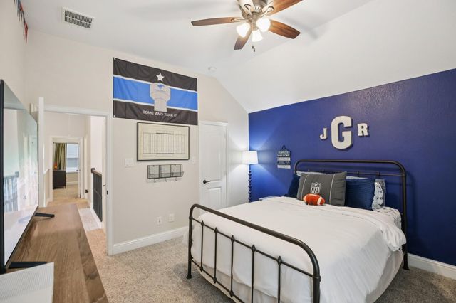 2333 Shallow Creek Lane, Friendswood, TX 77546