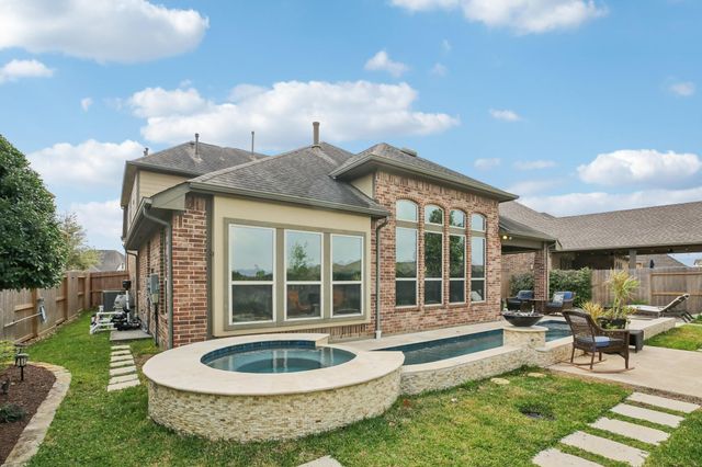 2333 Shallow Creek Lane, Friendswood, TX 77546