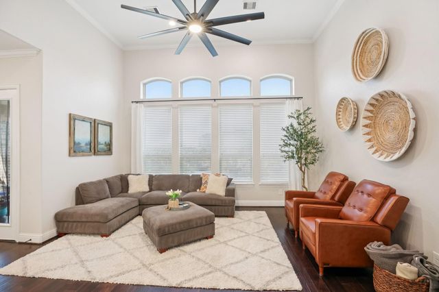 2333 Shallow Creek Lane, Friendswood, TX 77546