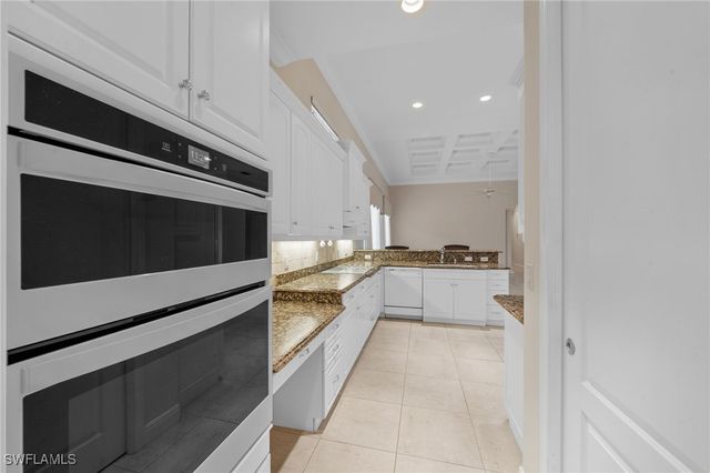 798 97th AVE N, Naples, FL 34108