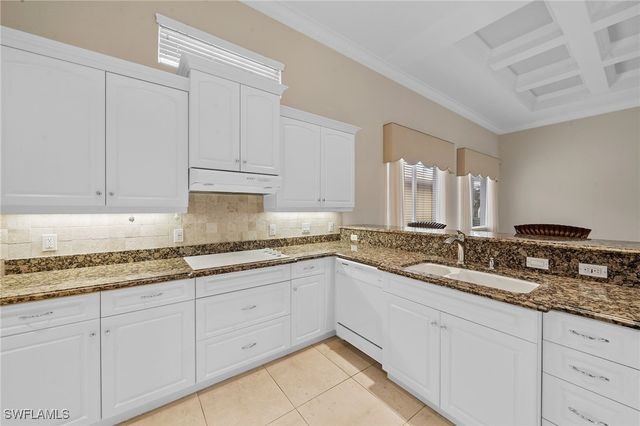 798 97th AVE N, Naples, FL 34108