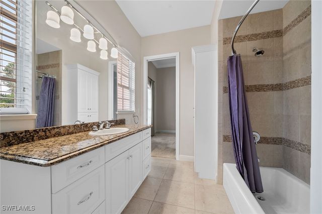 798 97th AVE N, Naples, FL 34108