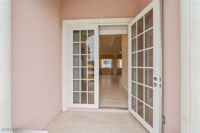 798 97th AVE N, Naples, FL 34108