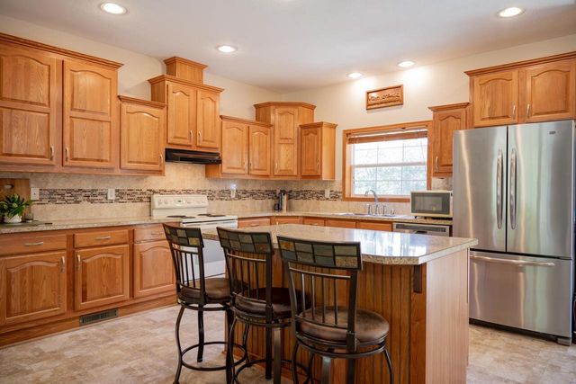 278 Beech Street, Oxford, WI 53952