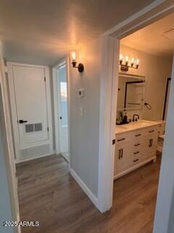 335 S HARRIS Drive, Mesa, AZ 85204