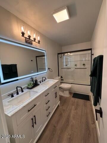 335 S HARRIS Drive, Mesa, AZ 85204