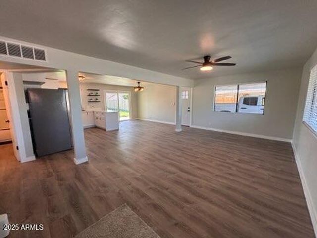 335 S HARRIS Drive, Mesa, AZ 85204