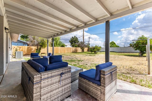 335 S HARRIS Drive, Mesa, AZ 85204