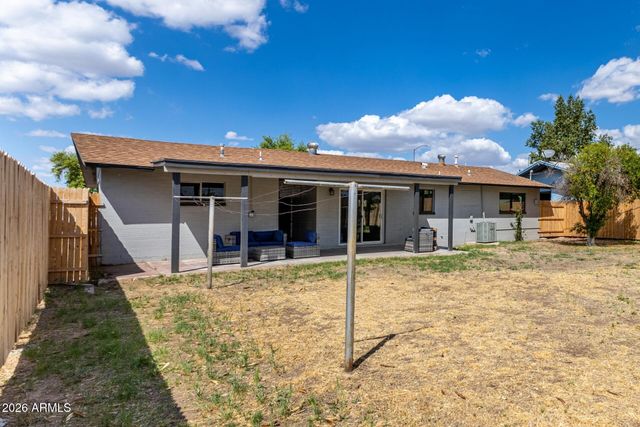 335 S HARRIS Drive, Mesa, AZ 85204