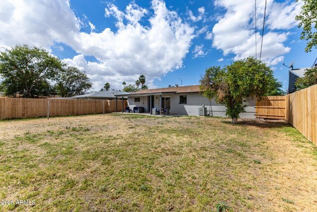 335 S HARRIS Drive, Mesa, AZ 85204