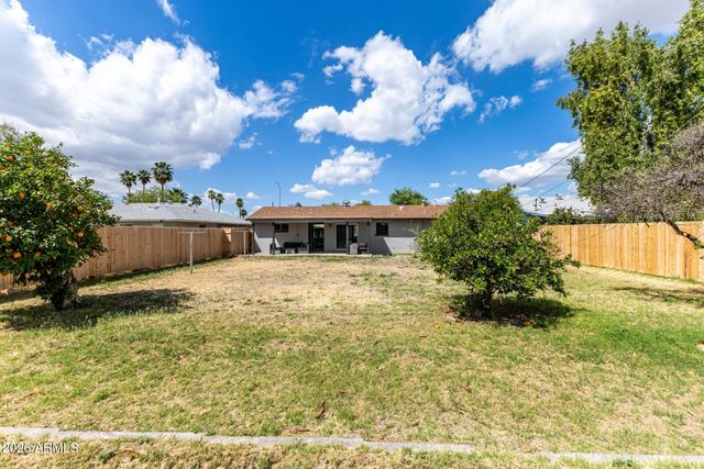 335 S HARRIS Drive, Mesa, AZ 85204