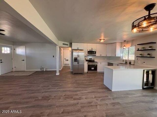 335 S HARRIS Drive, Mesa, AZ 85204
