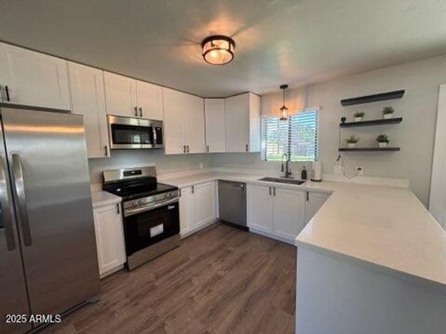 335 S HARRIS Drive, Mesa, AZ 85204