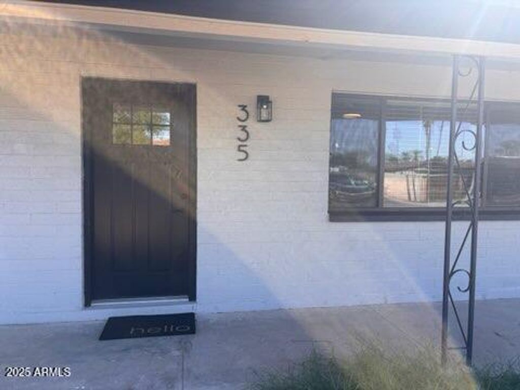335 S HARRIS Drive, Mesa, AZ 85204