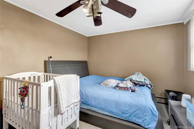 175 Wickfield Lane, North Babylon, NY 11703