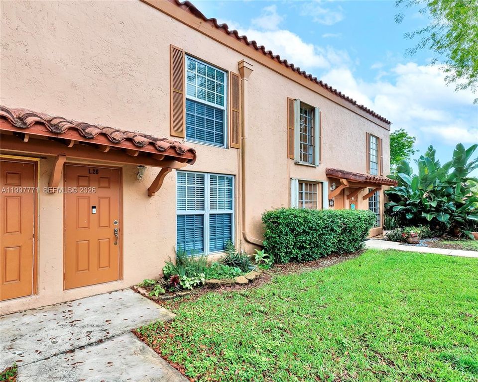 7130 Fairway Dr L26, Miami Lakes, FL 33014
