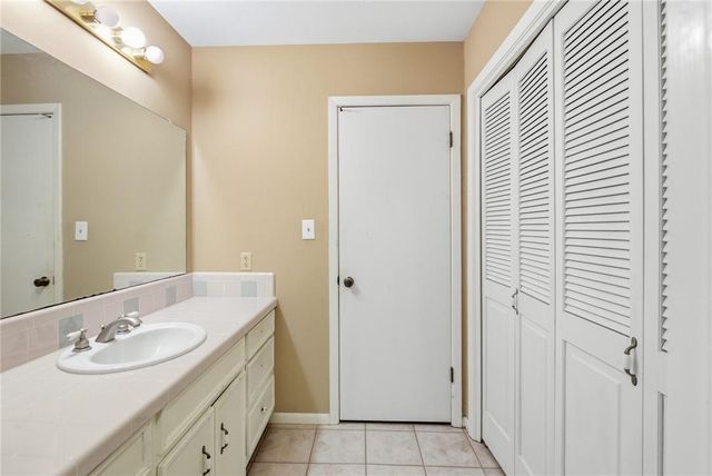 203 Wilshire Drive, Victoria, TX 77904