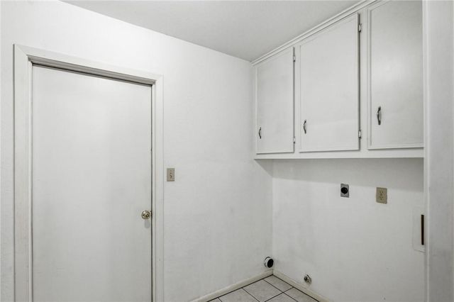 203 Wilshire Drive, Victoria, TX 77904