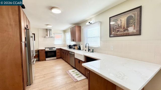 585 S 10Th St, San Jose, CA 95112