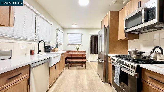 585 S 10Th St, San Jose, CA 95112