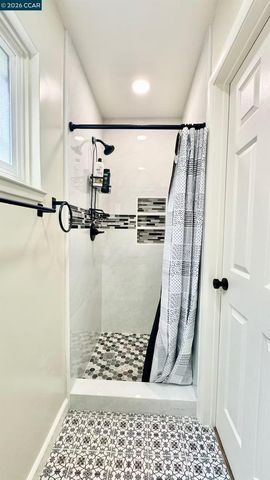 585 S 10Th St, San Jose, CA 95112