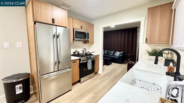 585 S 10Th St, San Jose, CA 95112