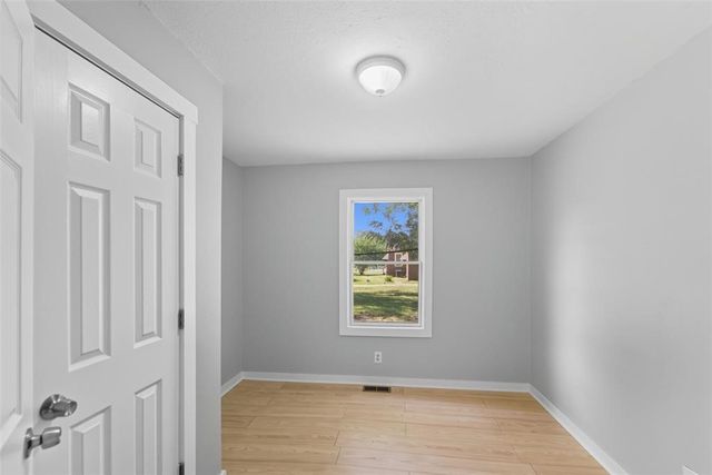 360 NE Aurora Avenue, Des Moines, IA 50313