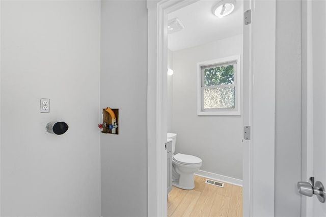 360 NE Aurora Avenue, Des Moines, IA 50313