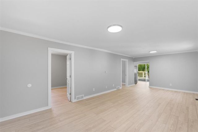 360 NE Aurora Avenue, Des Moines, IA 50313