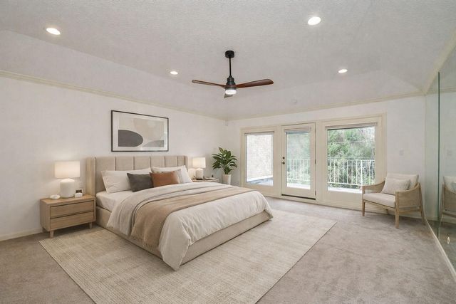 44 Bayou Pointe Drive, Houston, TX 77063