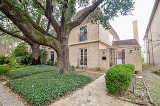44 Bayou Pointe Drive, Houston, TX 77063